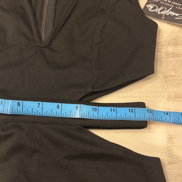 Society of Chic NWT Black Cut-Out Mini Dress, runs small size 2 or 4 check pics. - Picture 7 of 11